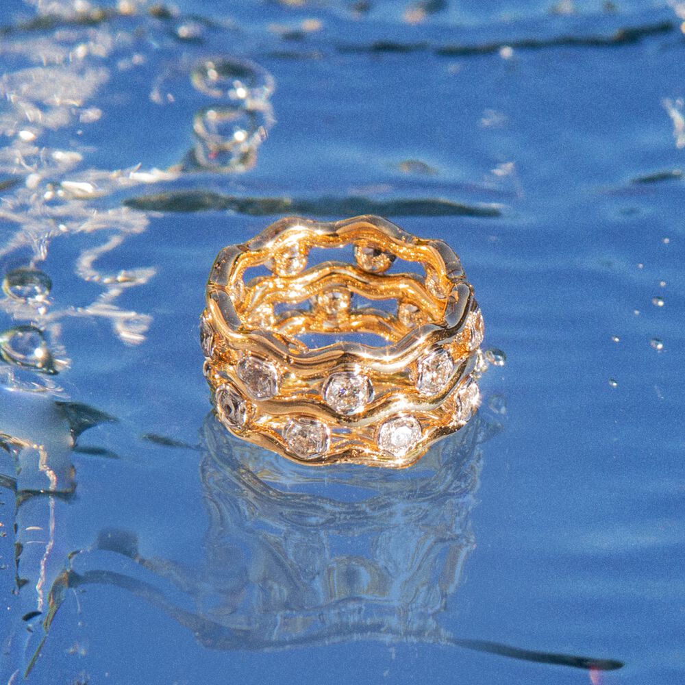 Whoopsie Daisy 18ct Gold Bi-Colour Diamond Ring Stack | Annoushka jewelley