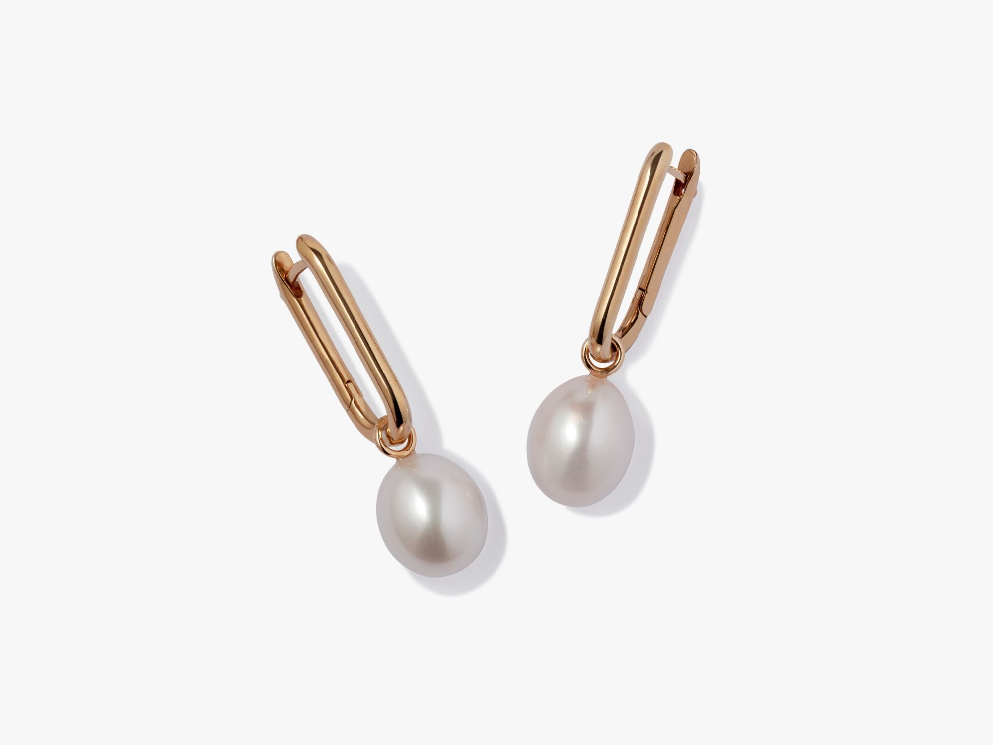 Knuckle Pearl Earrings