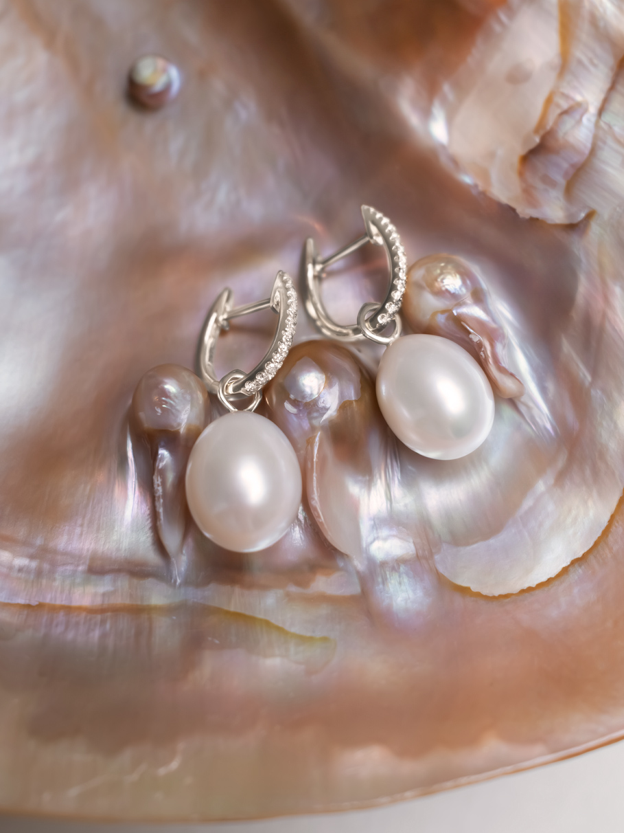 pearl earrings